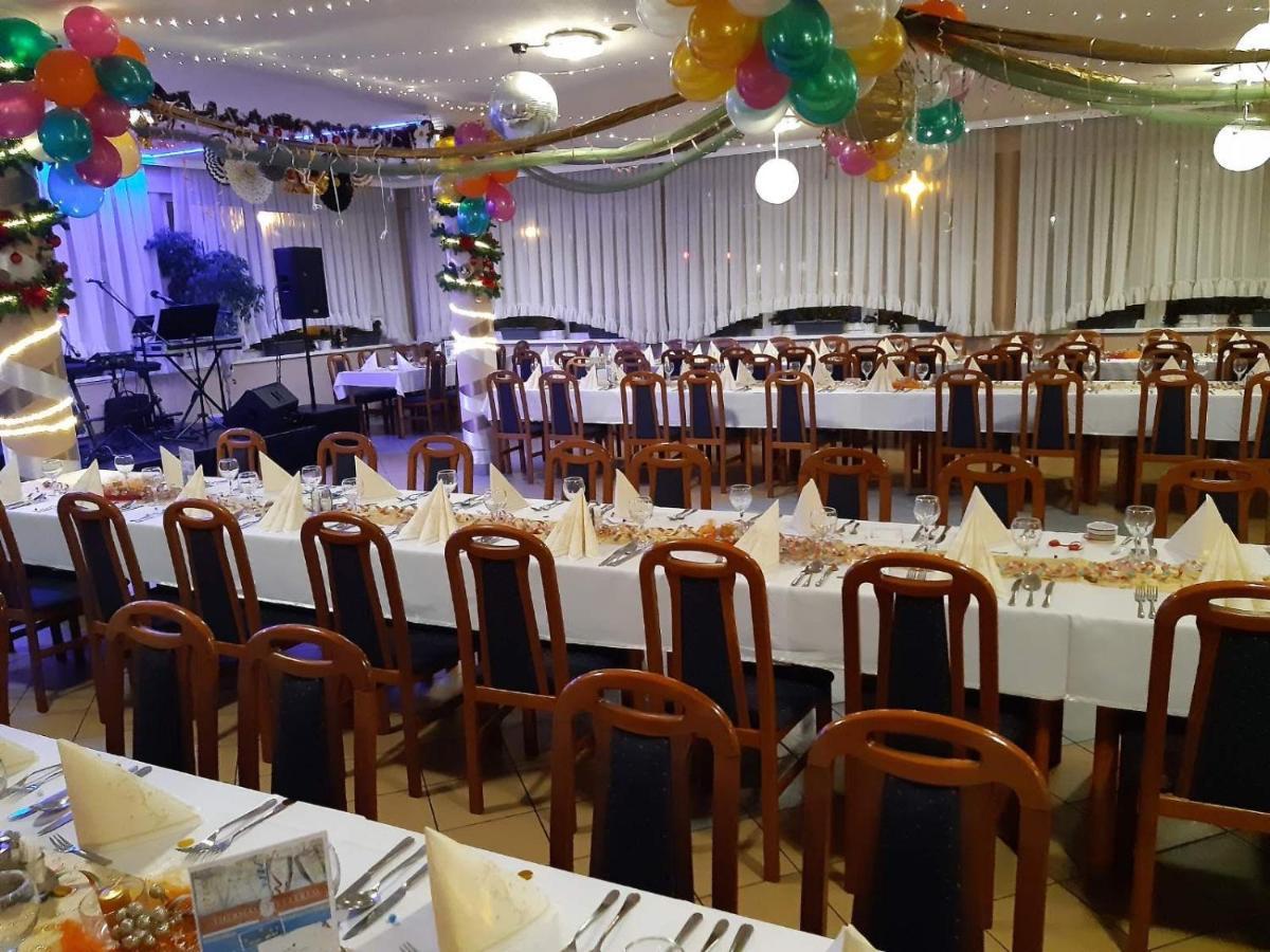 Hotel Imperial Gyogyszallo Es Gyogyfurdo Kiskoros Εξωτερικό φωτογραφία